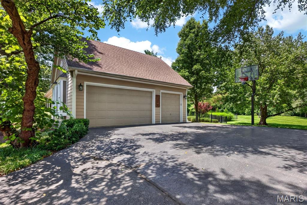 12825 Brighton Woods Drive