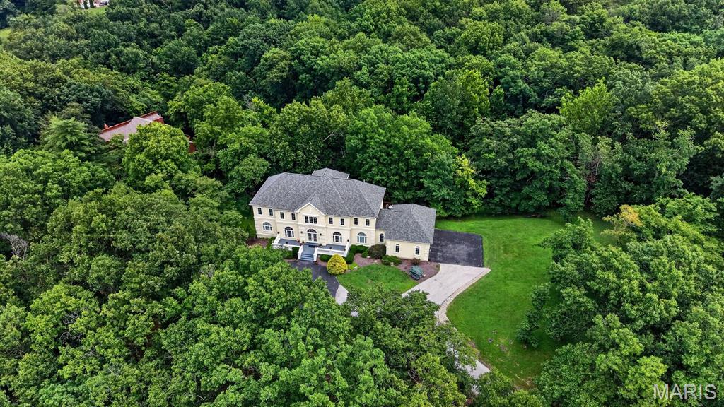 58 Chesterfield Lakes Road