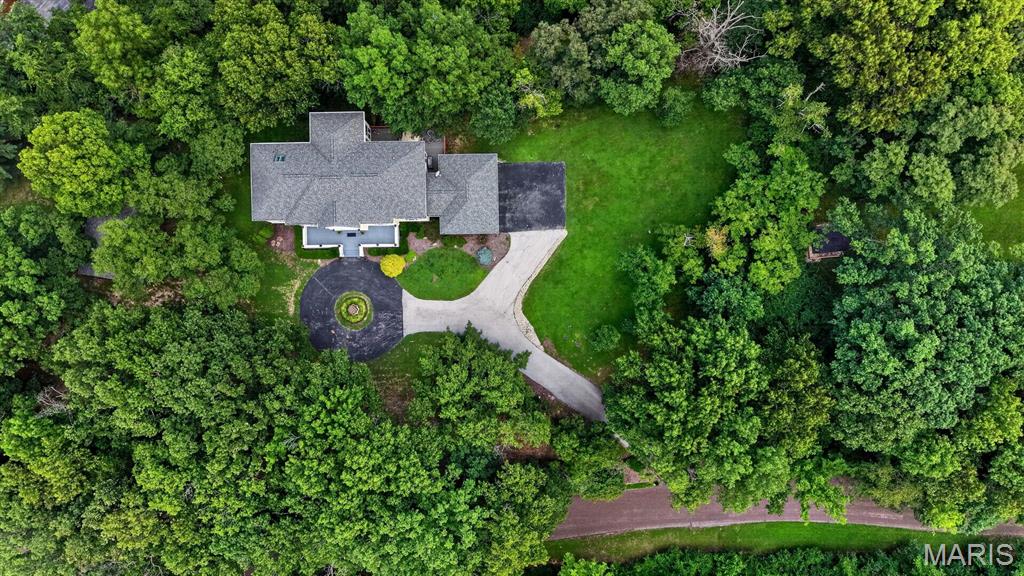 58 Chesterfield Lakes Road
