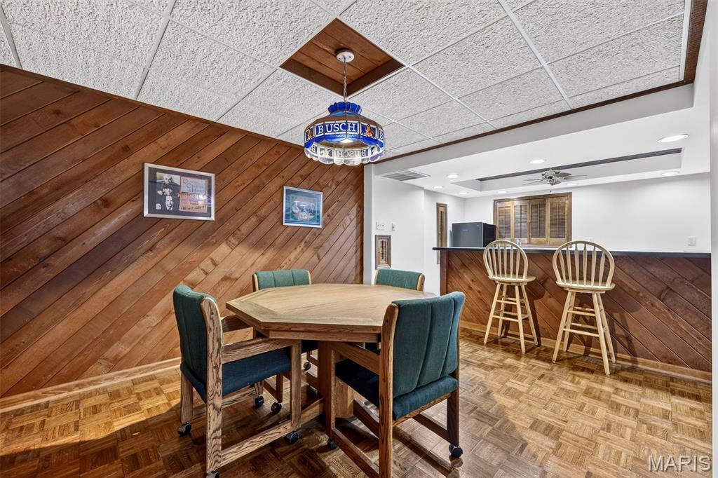 56 Chesterfield Lakes Road