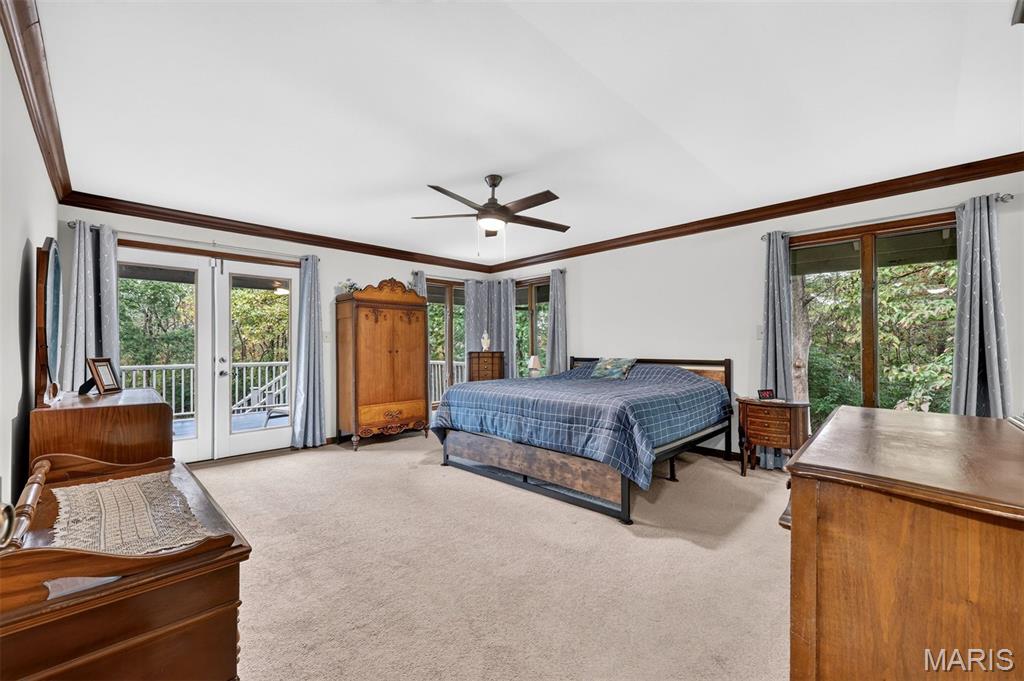 56 Chesterfield Lakes Road