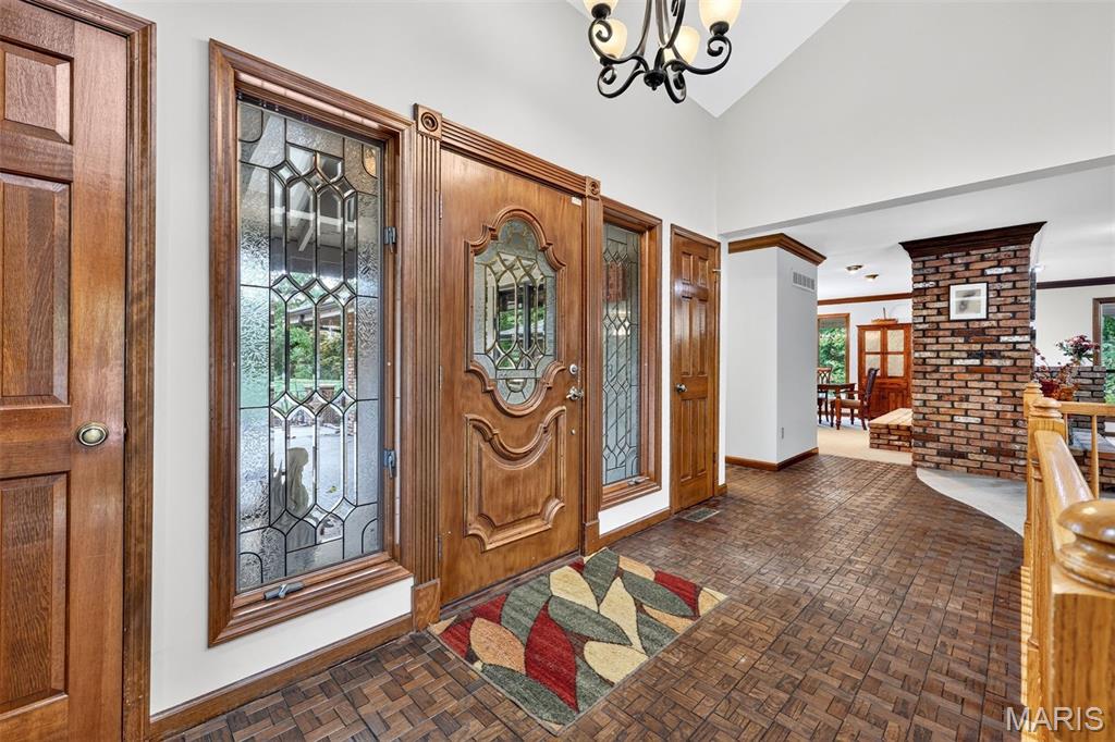 56 Chesterfield Lakes Road