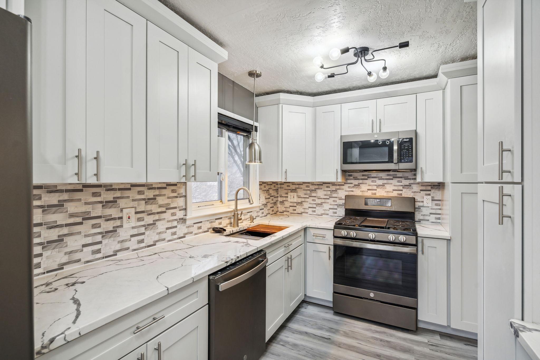 10508 Wren Street NW