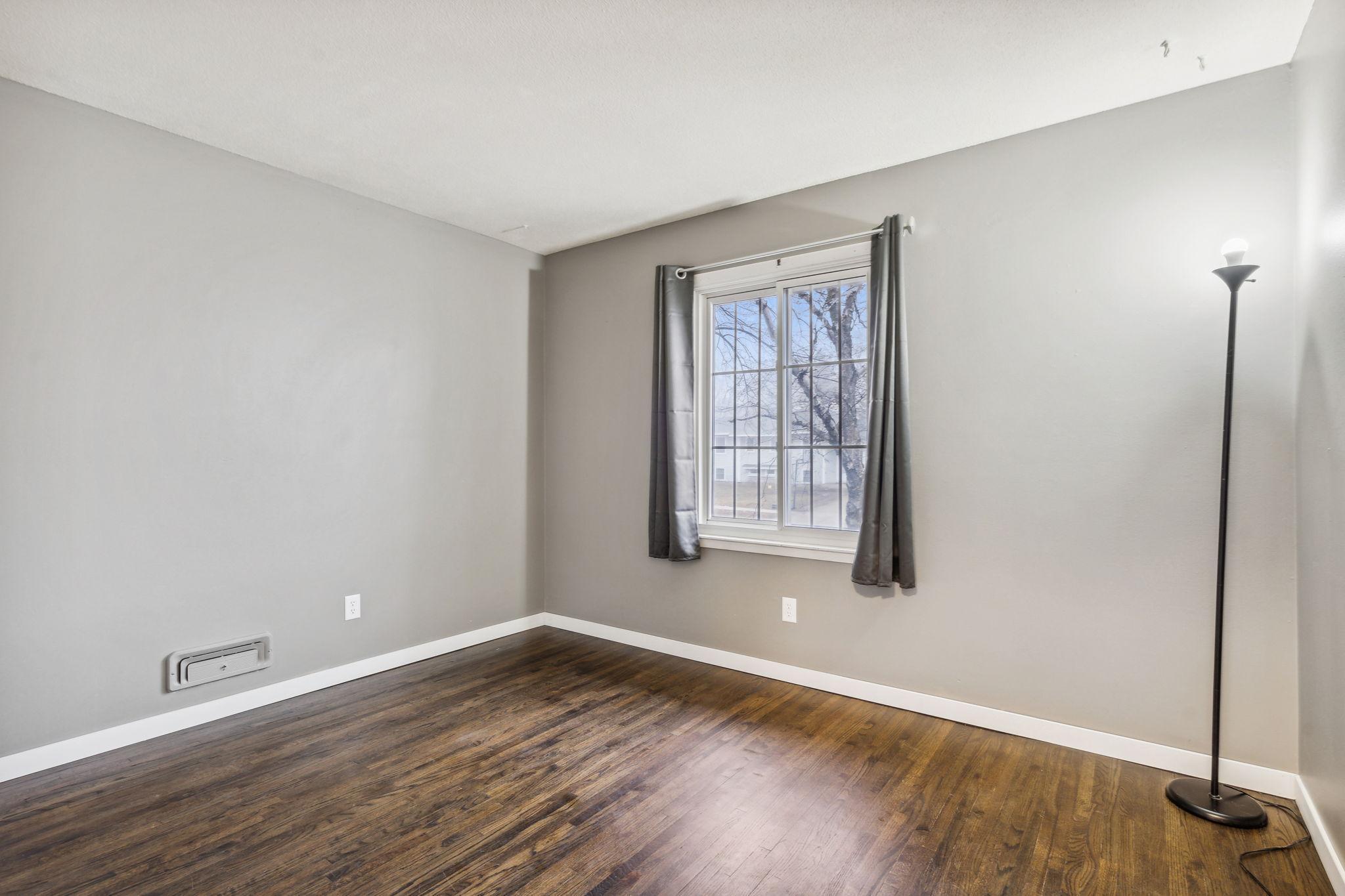 10508 Wren Street NW