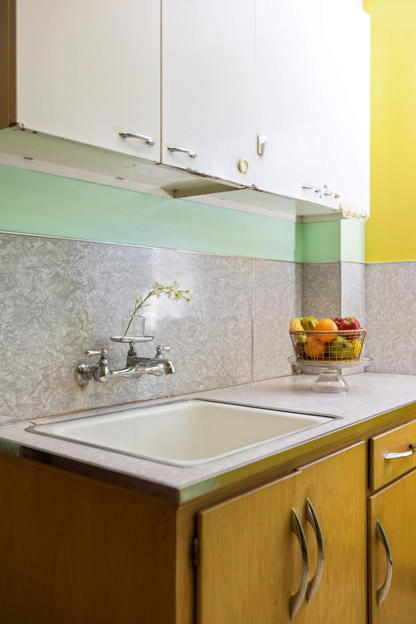 3510 Benjamin Street NE