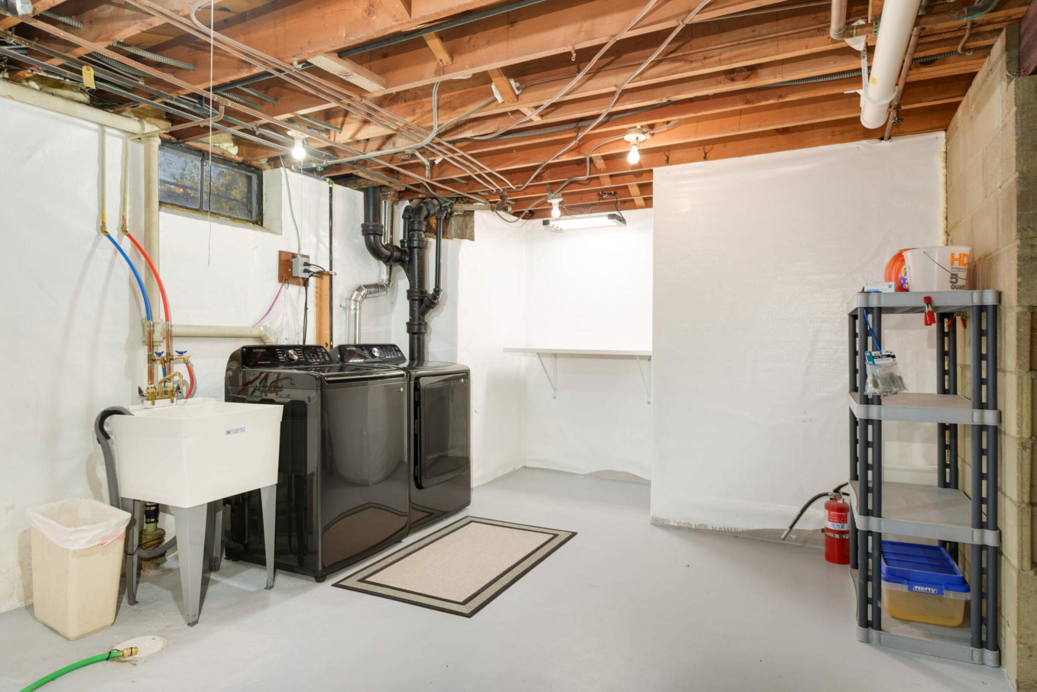 3510 Benjamin Street NE