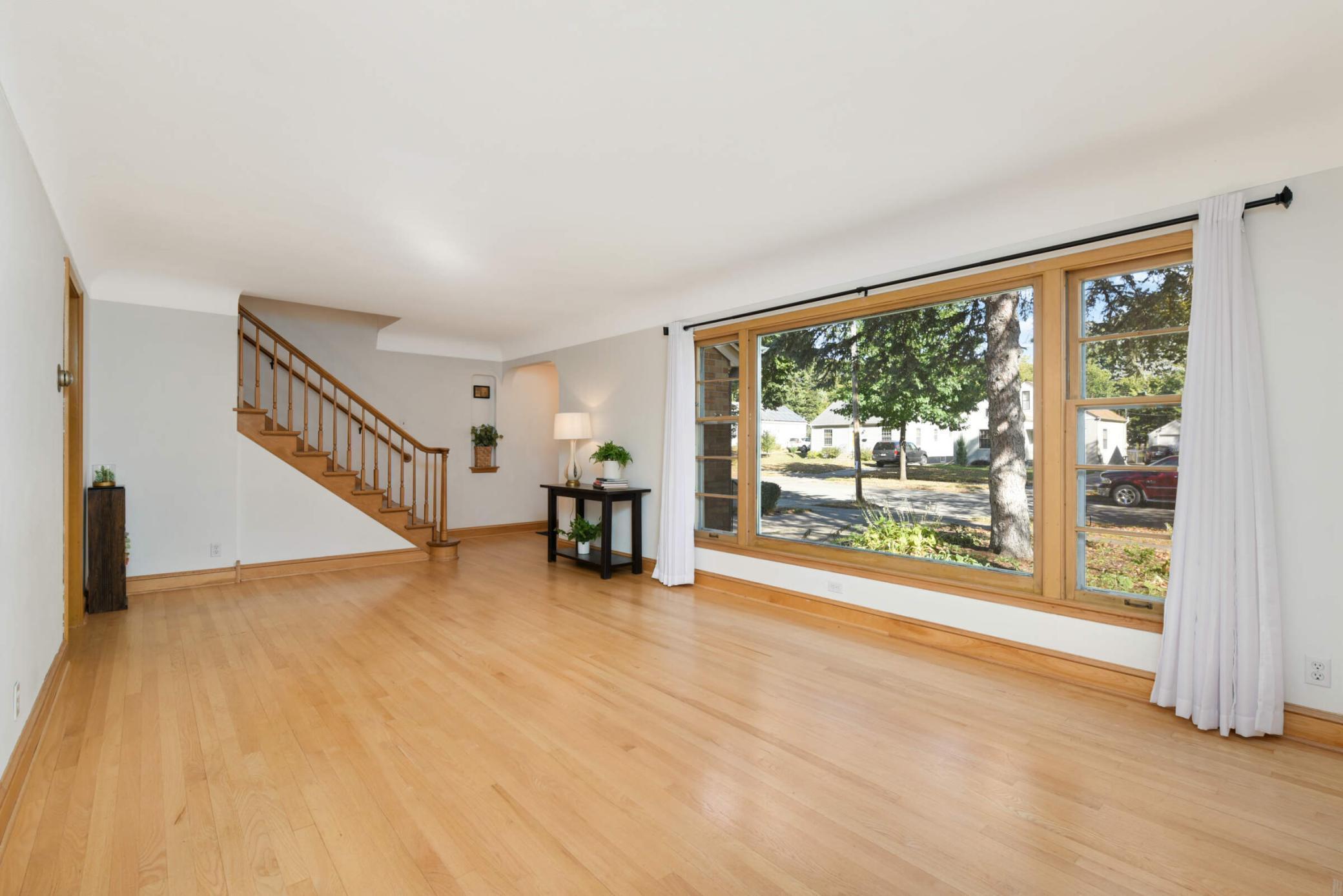 3510 Benjamin Street NE