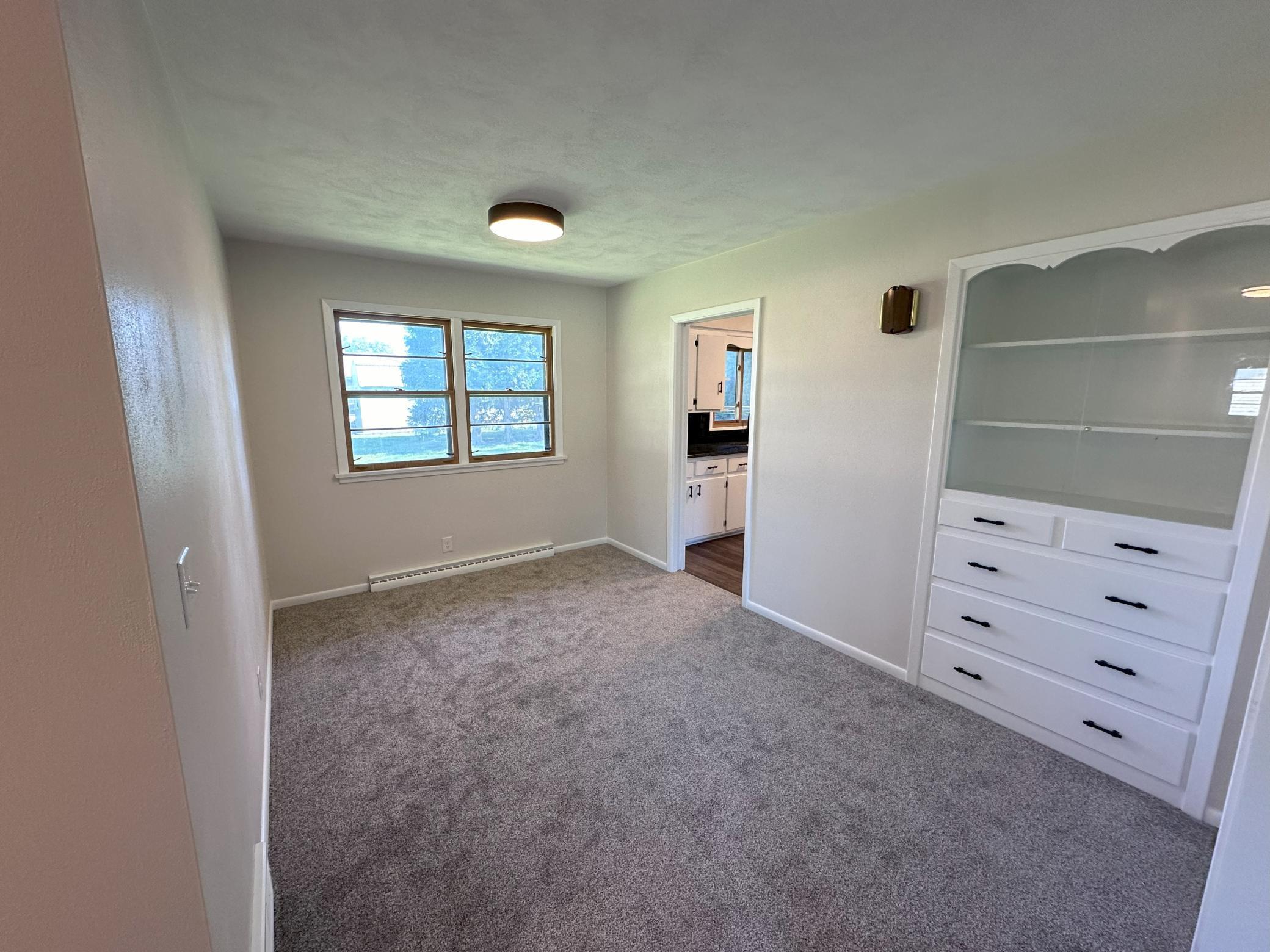 1011 Van Buren Avenue