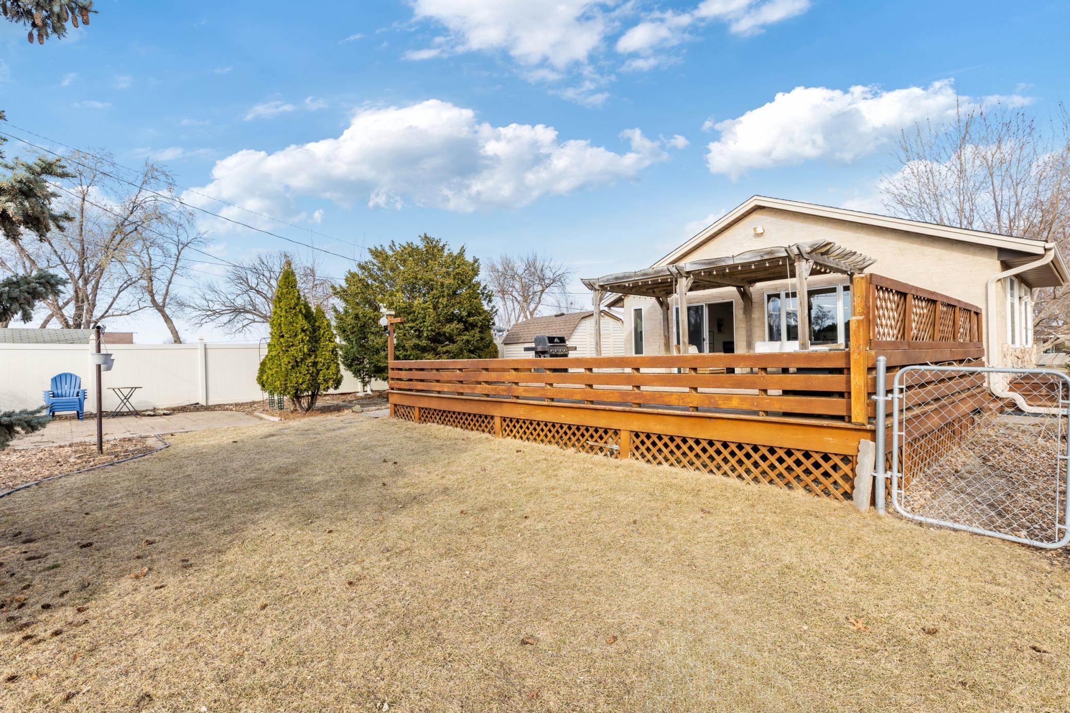 5870 Monroe Street NE