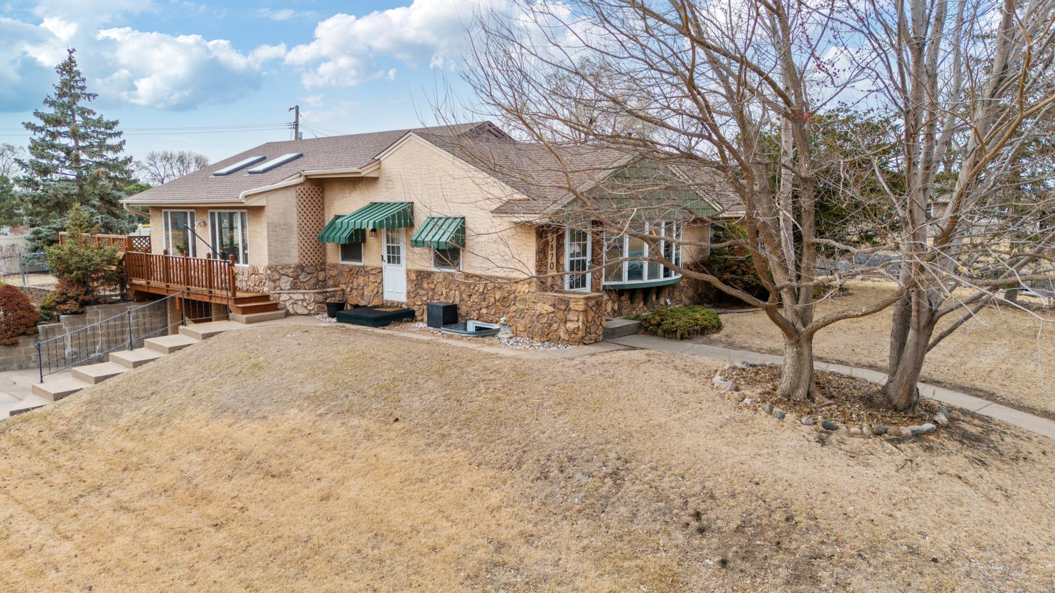 5870 Monroe Street NE