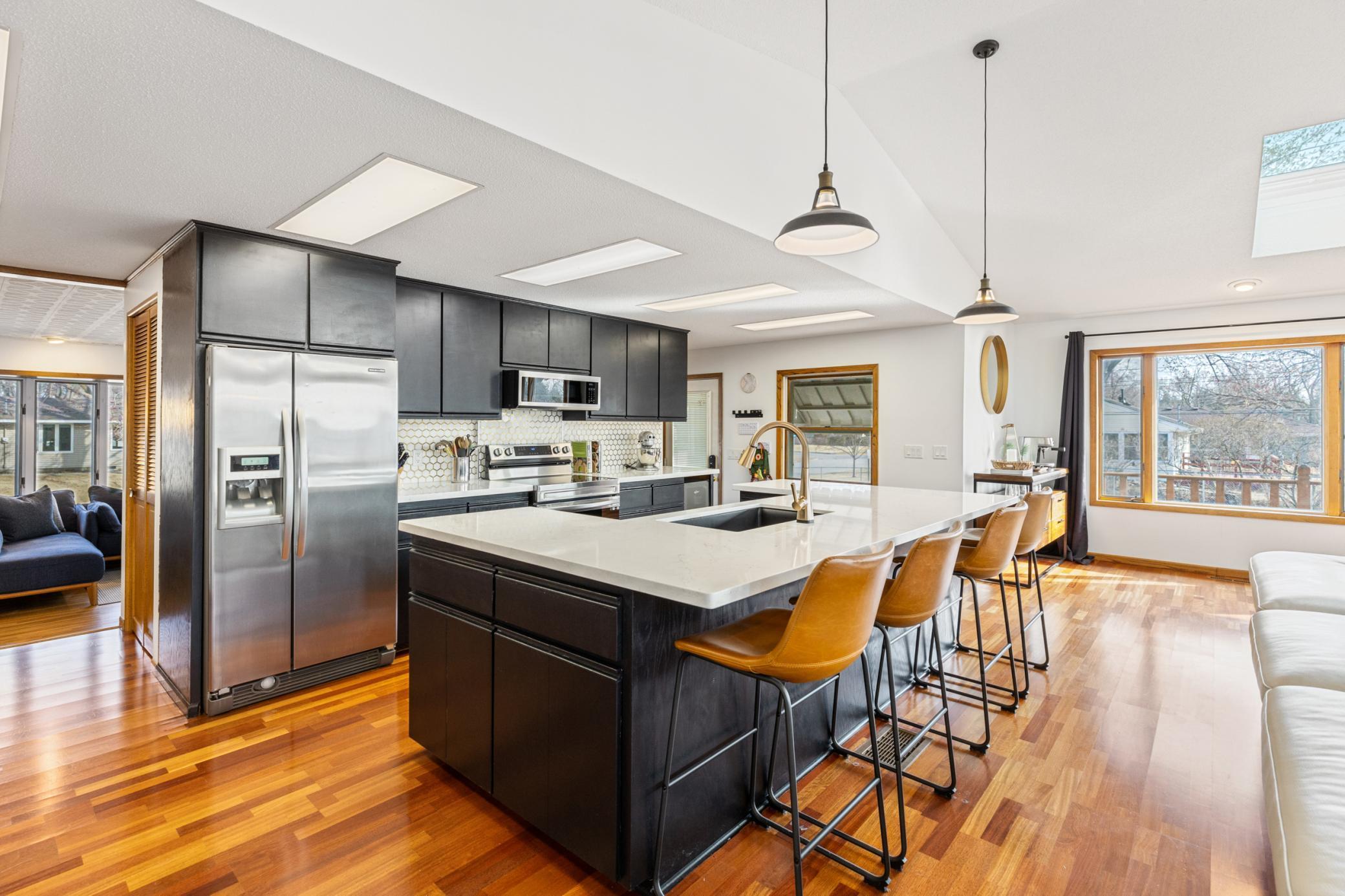 5870 Monroe Street NE