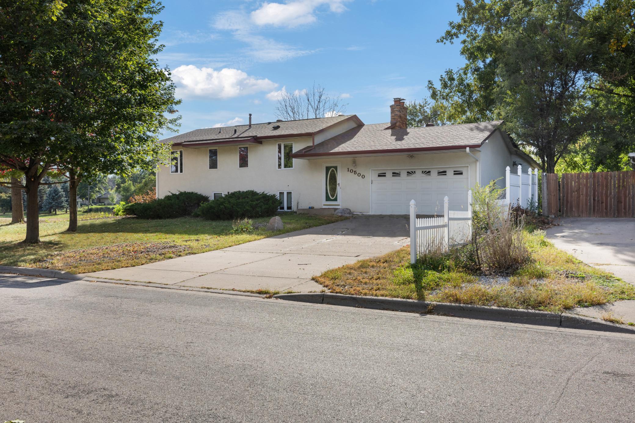 10500 Wren Street NW