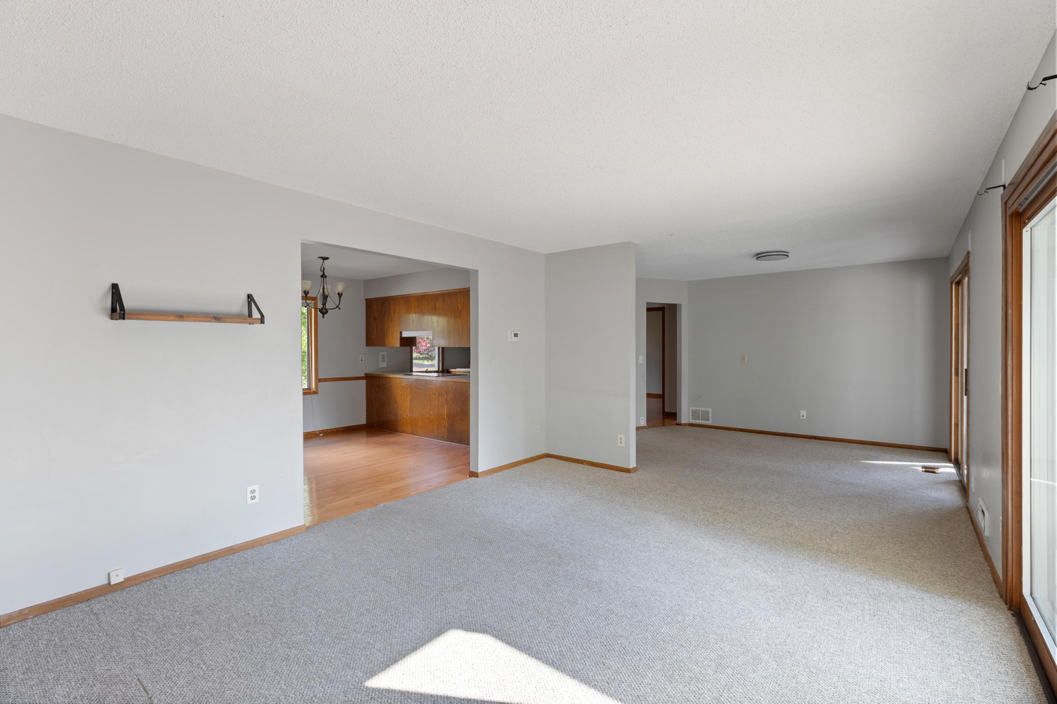 10500 Wren Street NW