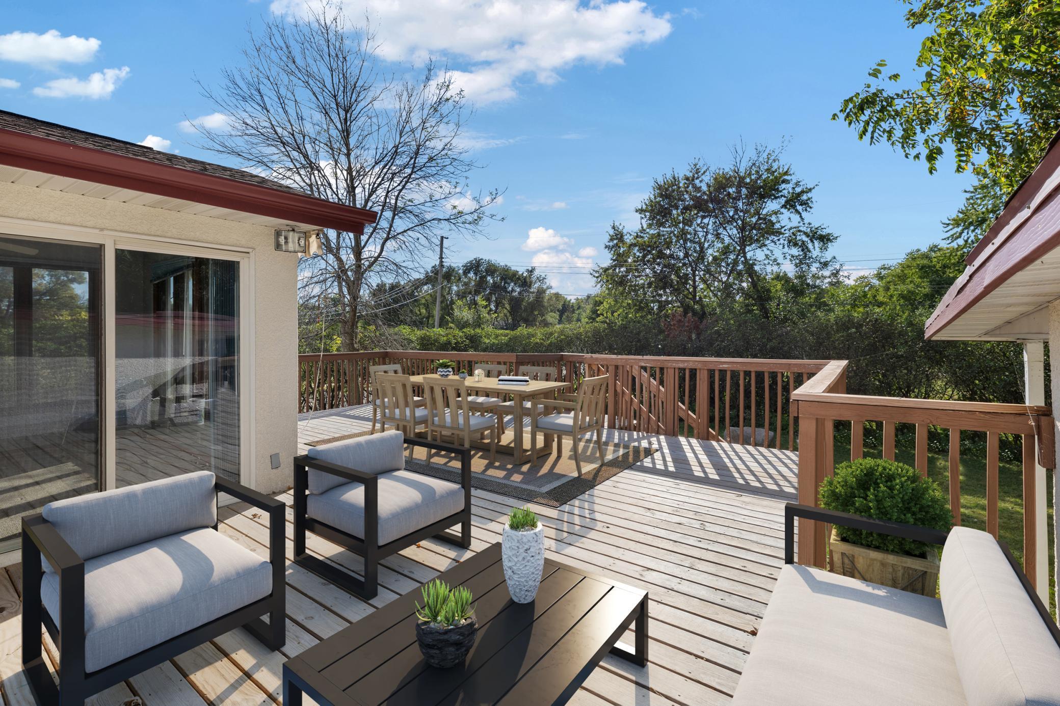 10500 Wren Street NW