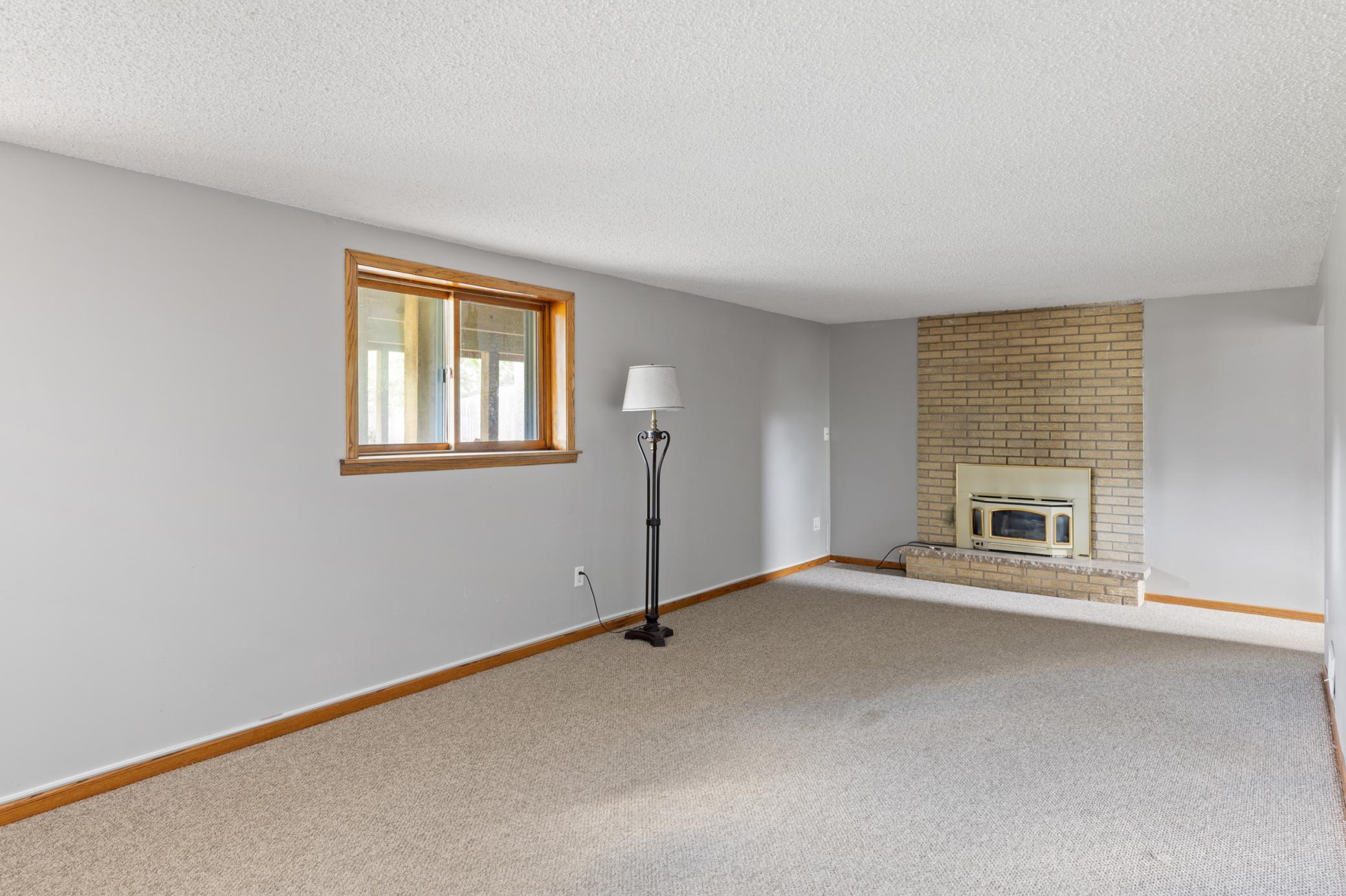 10500 Wren Street NW