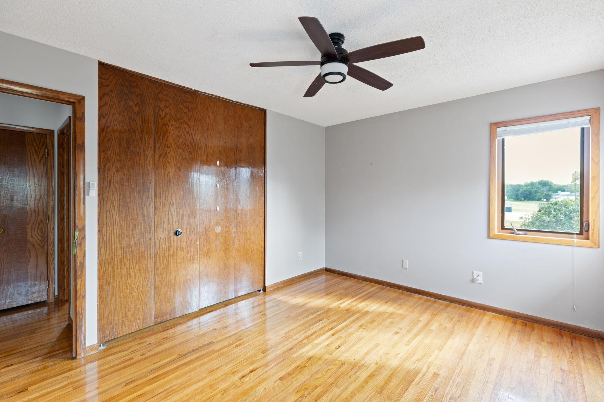 10500 Wren Street NW