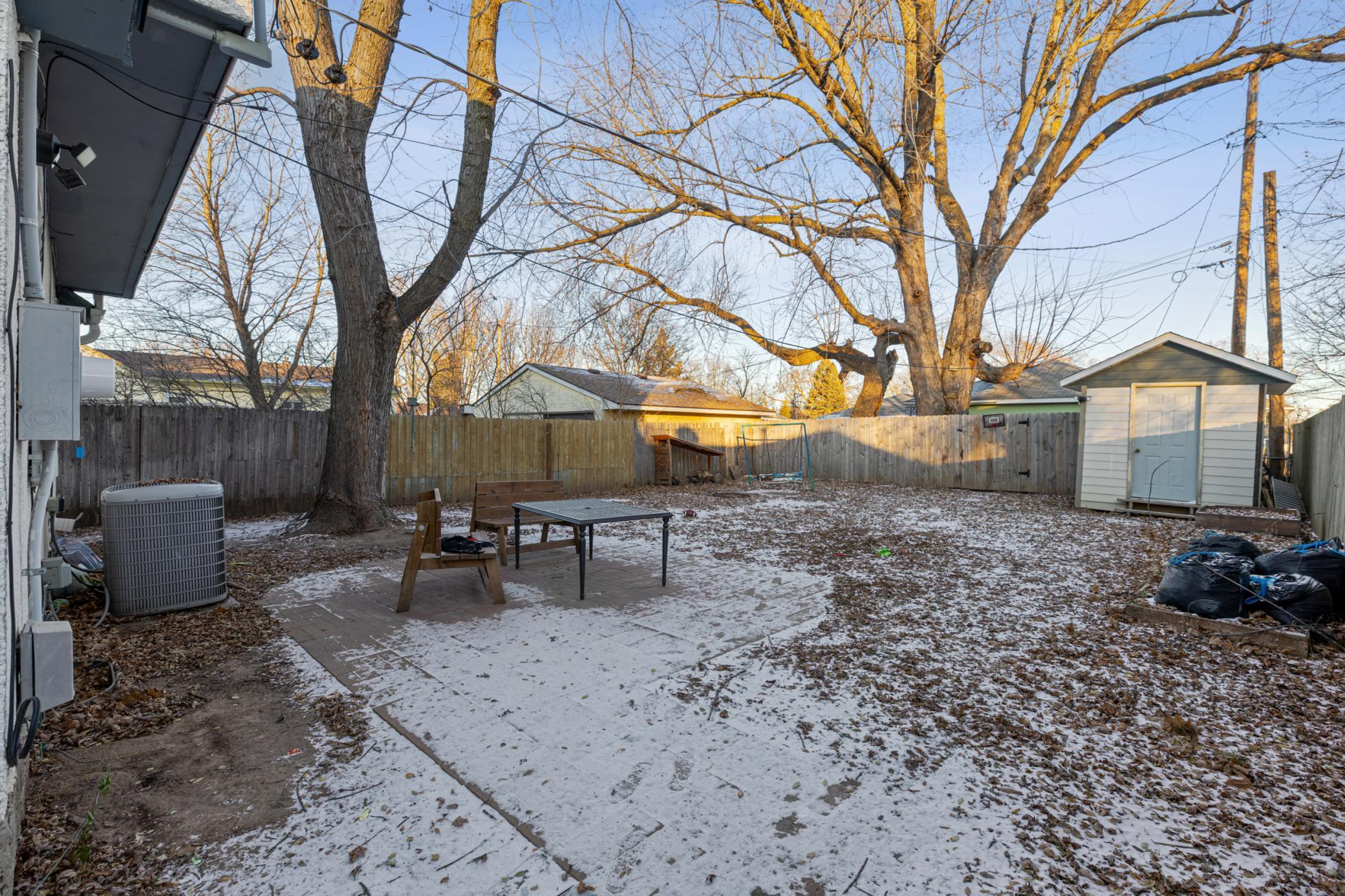 882 Iroquois Avenue