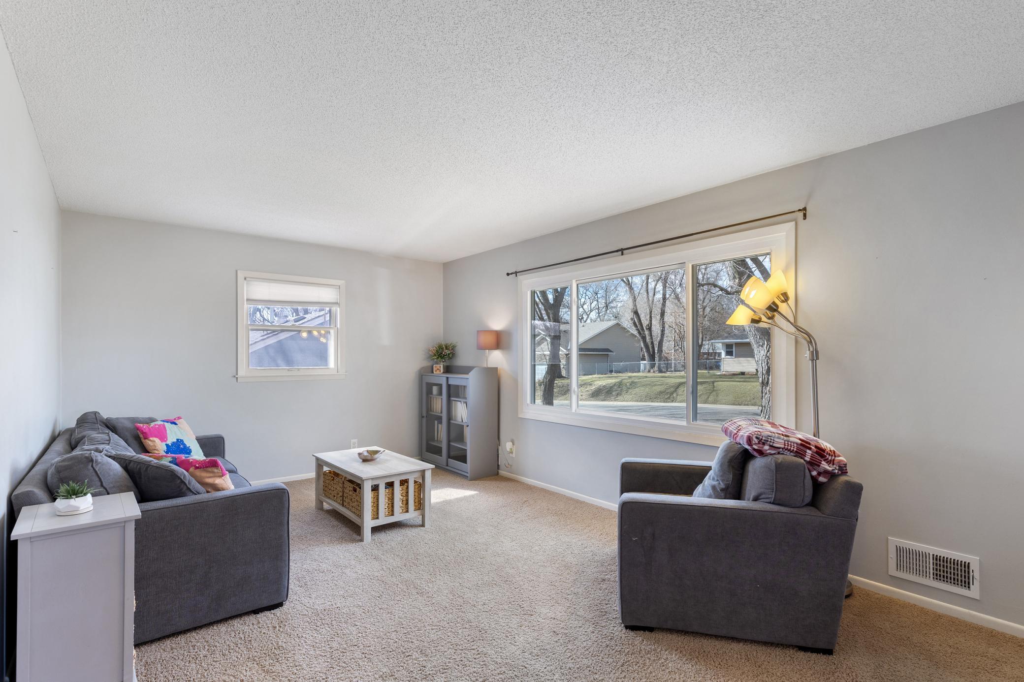 536 Ironton Street NE