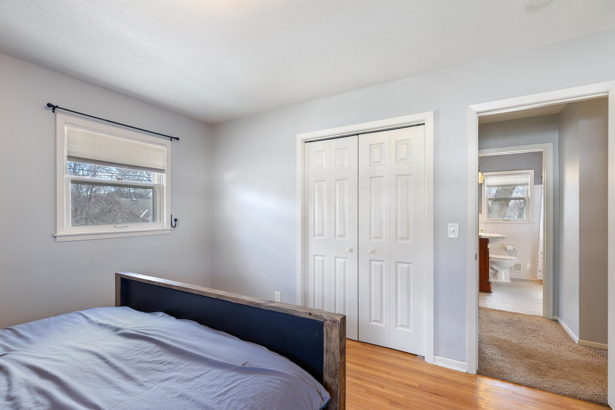 536 Ironton Street NE