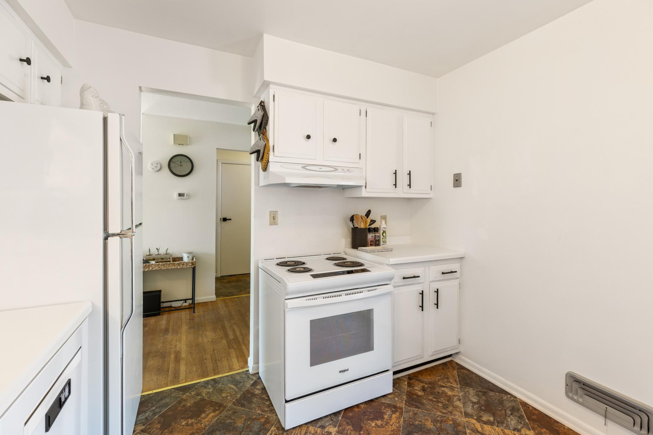 358 E 44th Street