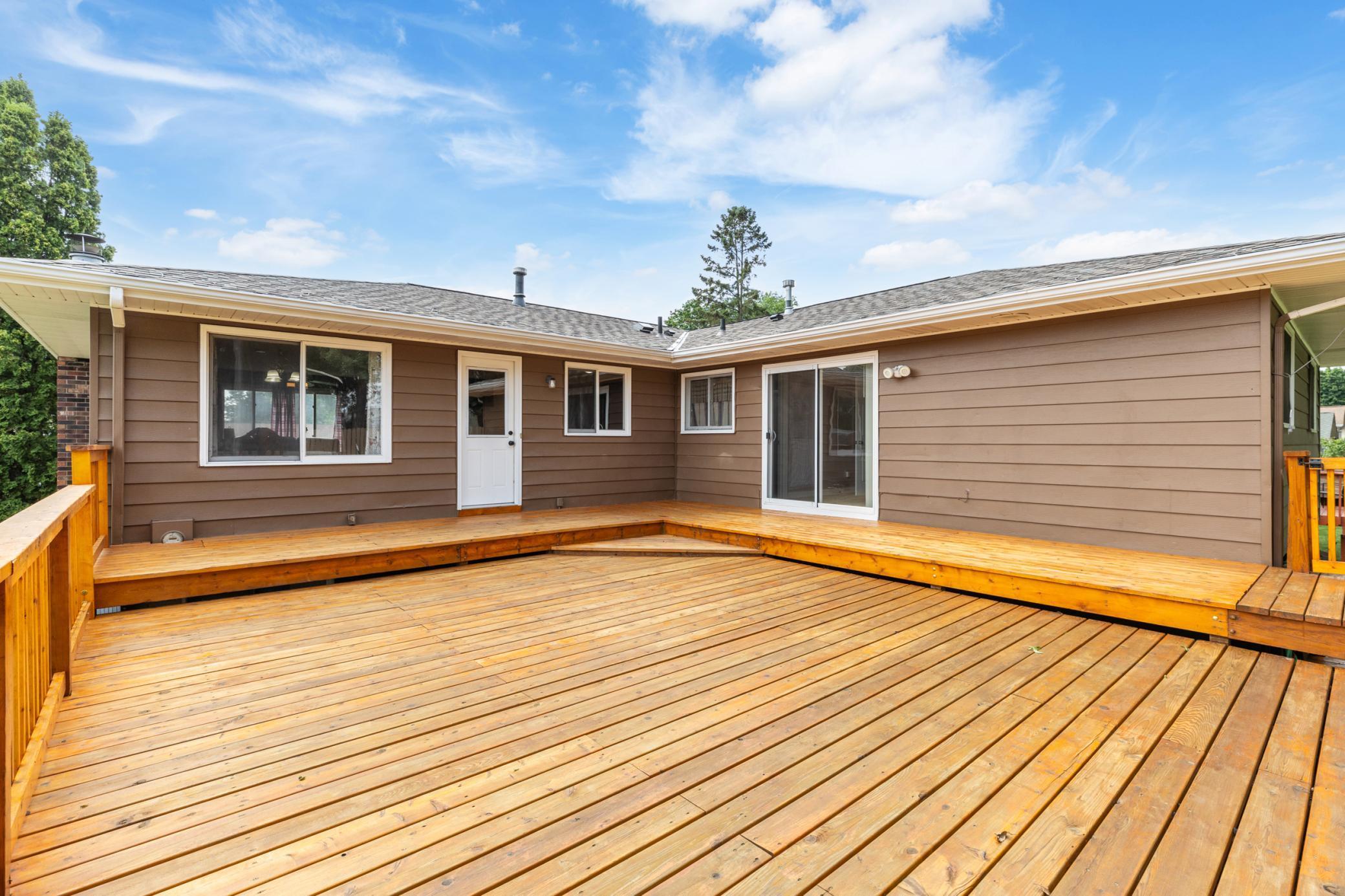 2735 Chisholm Avenue