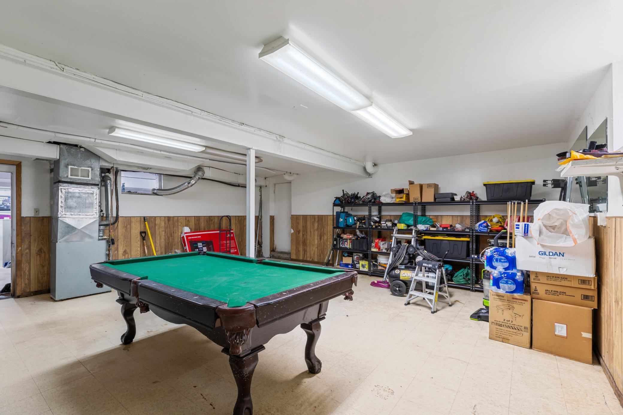 2735 Chisholm Avenue