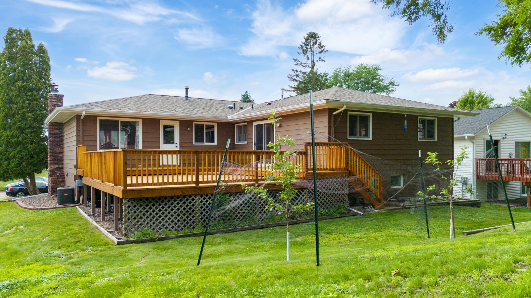 2735 Chisholm Avenue