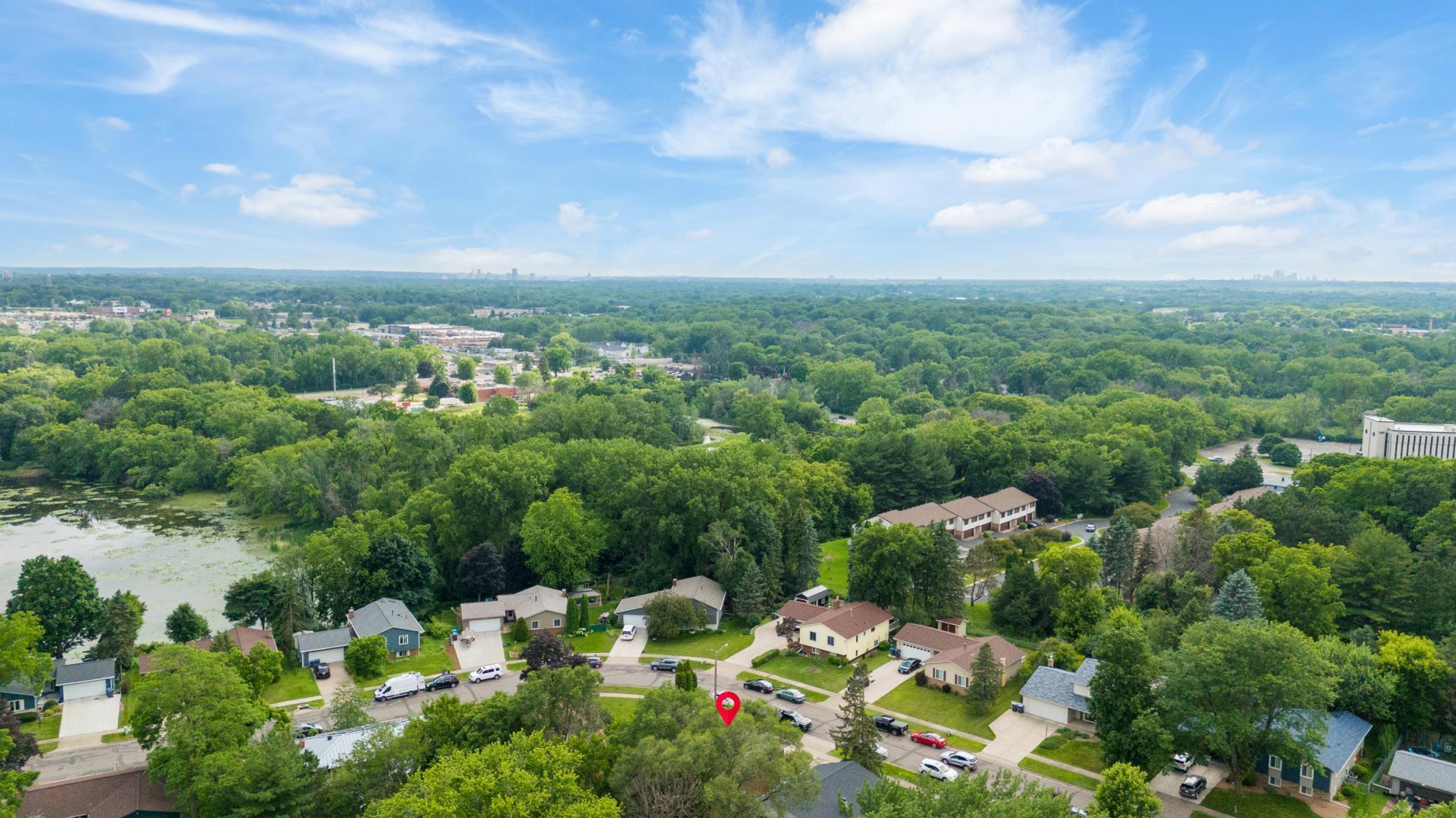 2735 Chisholm Avenue