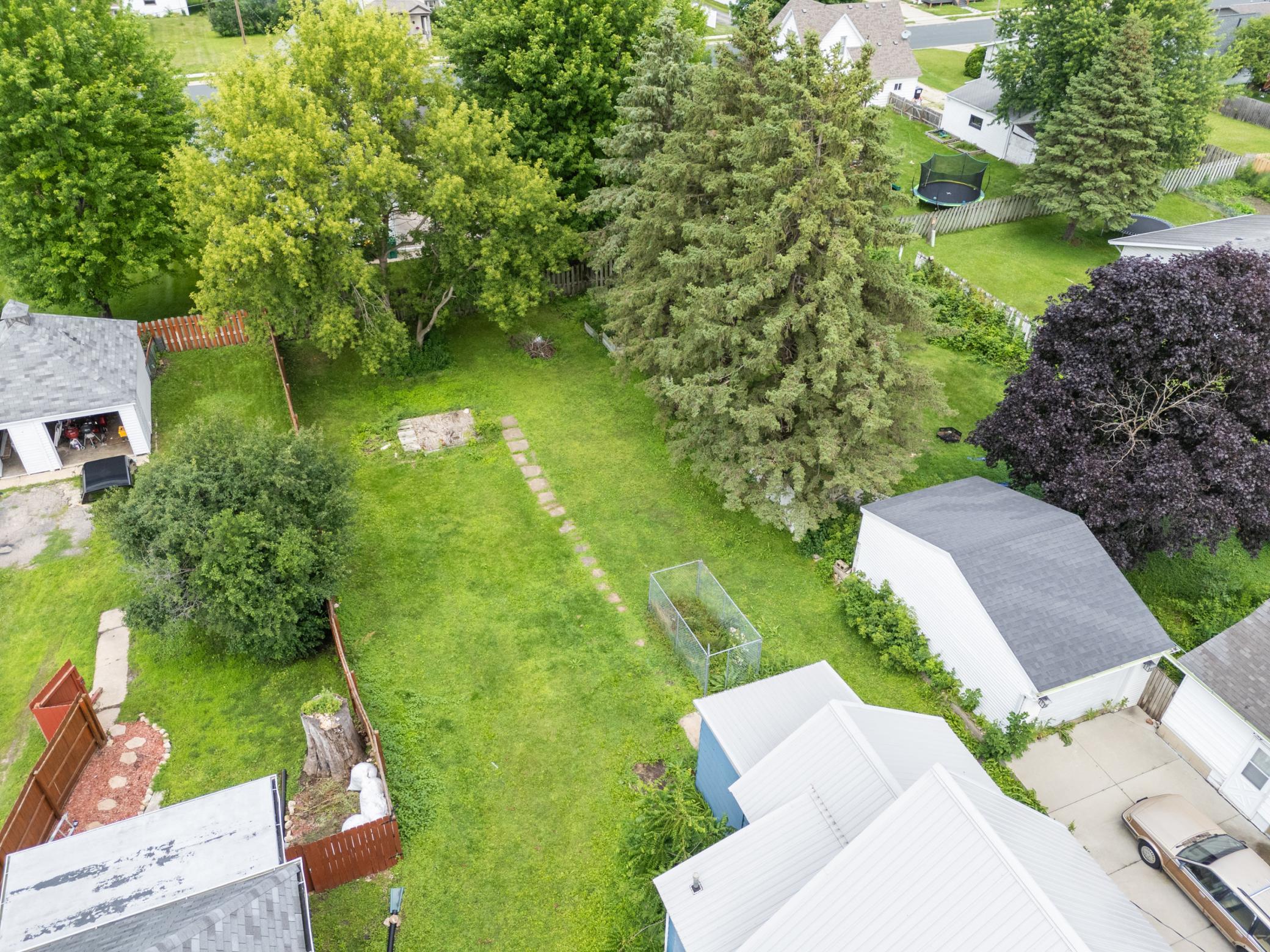 109 5th Street NE