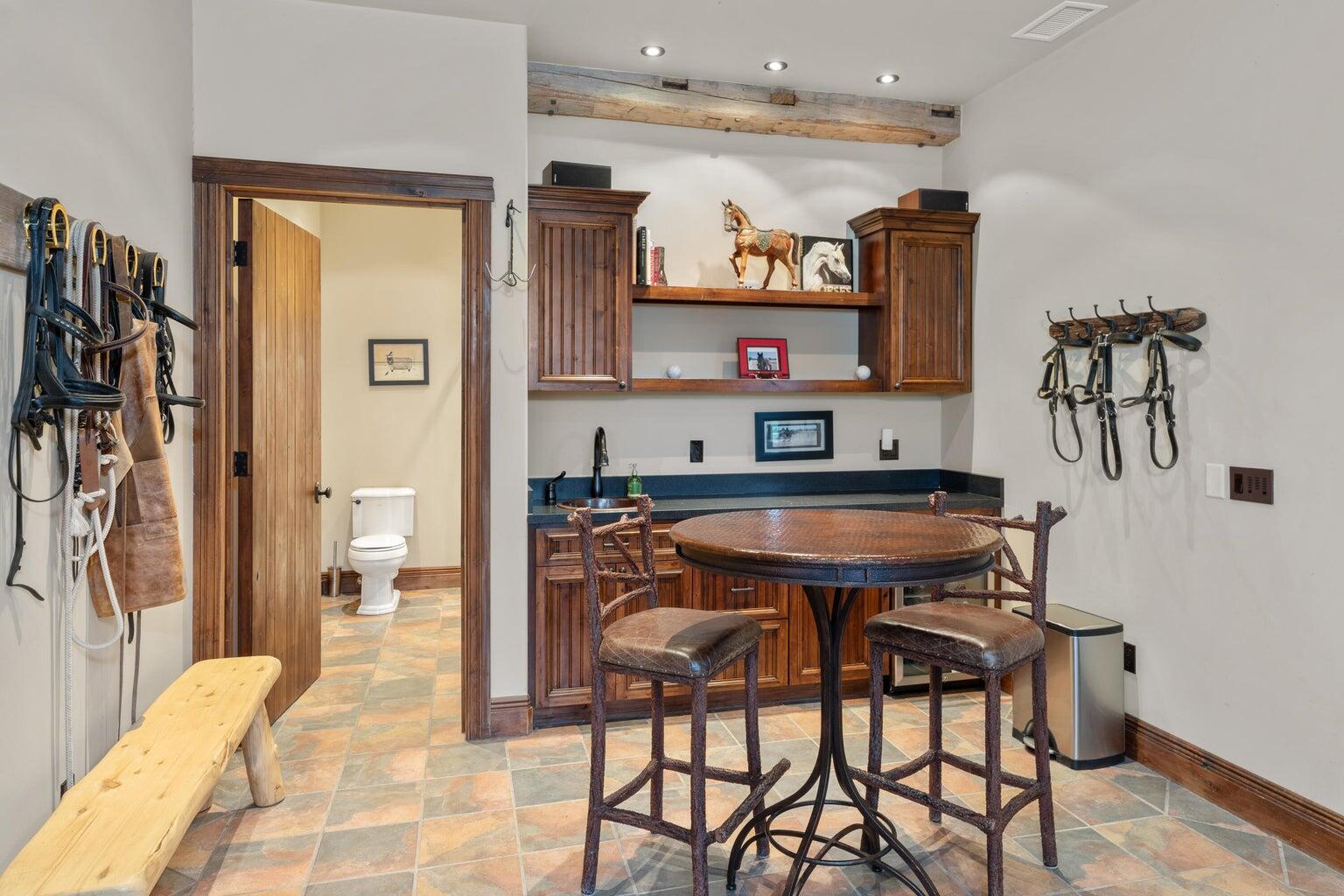3036 Laughing Dog Road