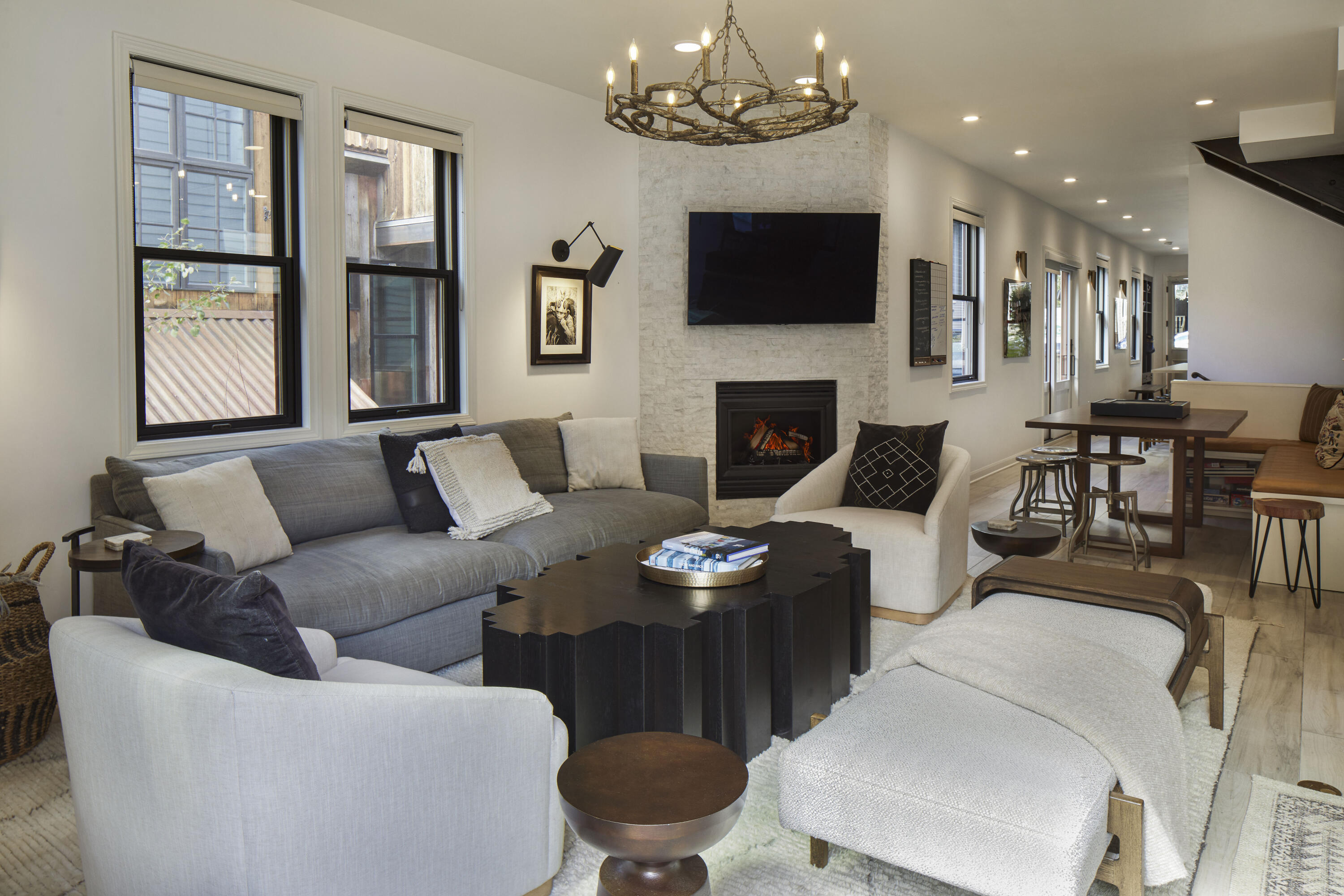 536 W Pacific Avenue