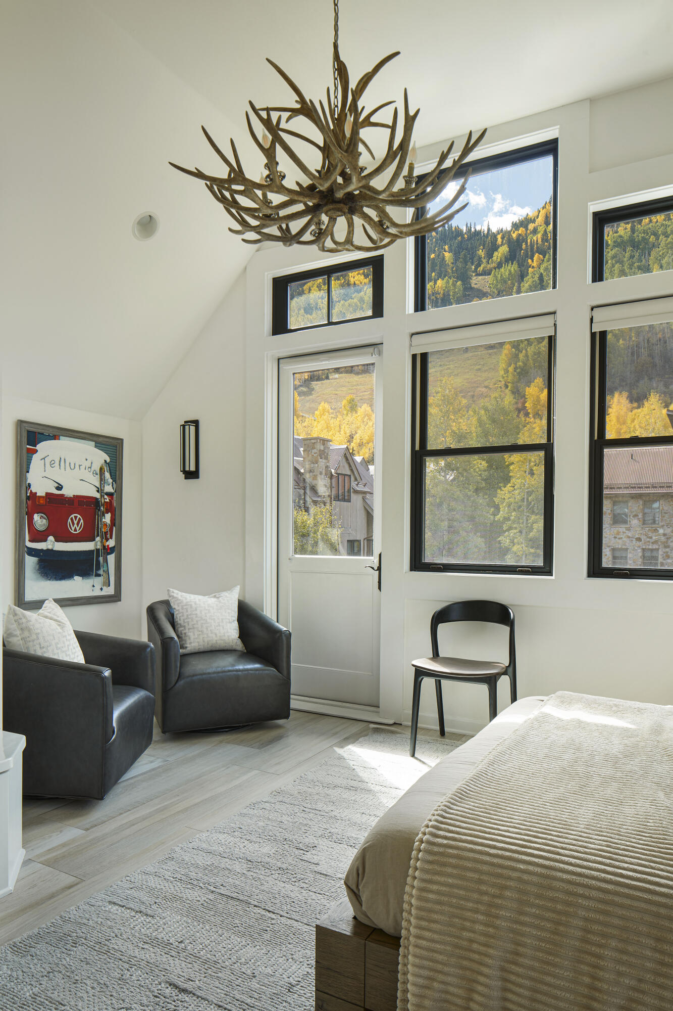 536 W Pacific Avenue