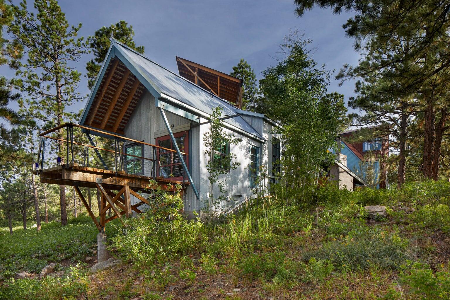 3400 Pennisula Drive