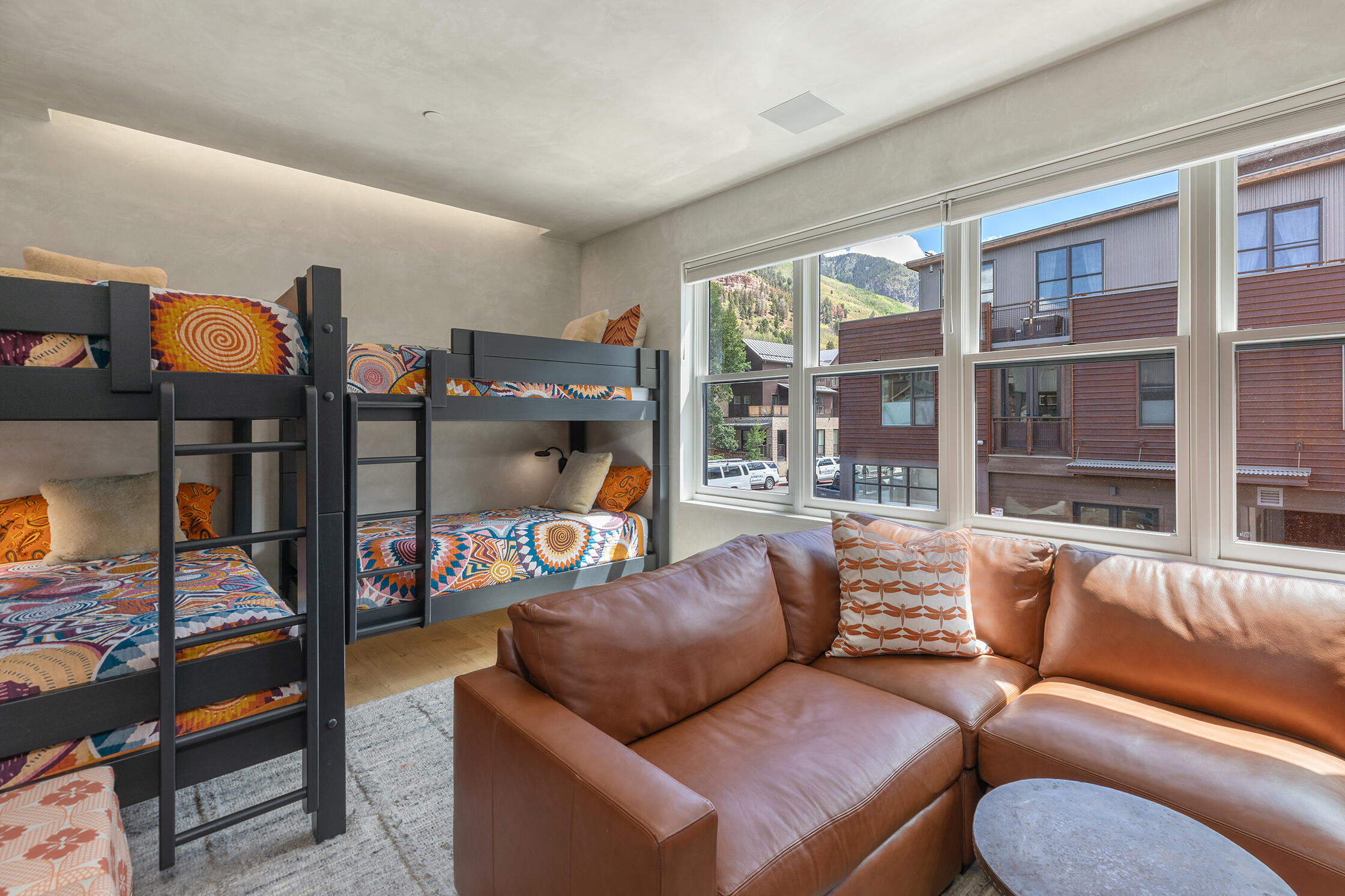 150 E Pacific Avenue