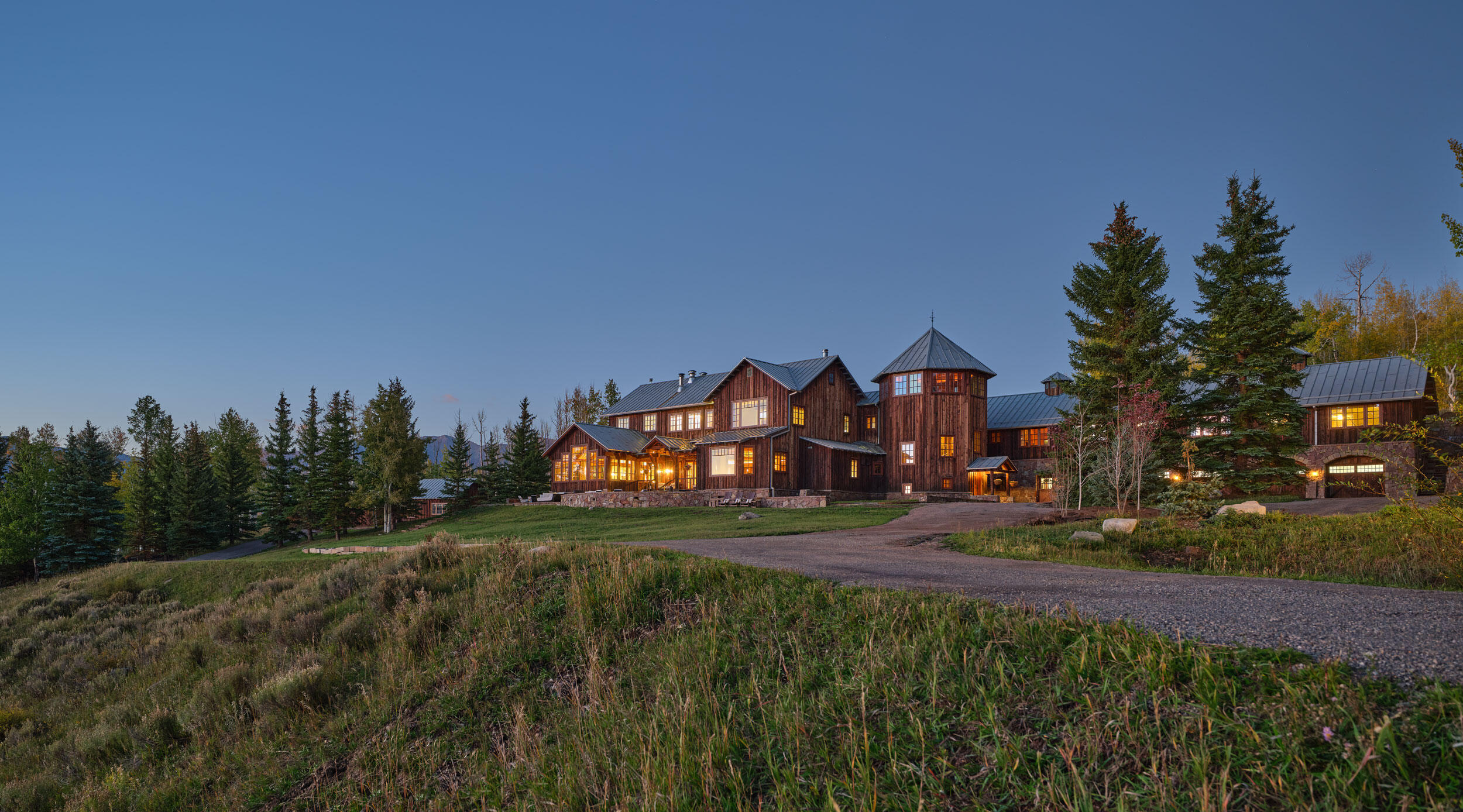 8121 Preserve Drive
