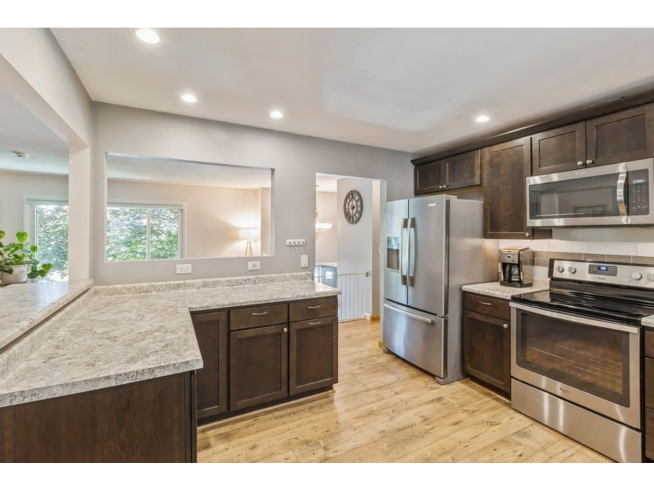 2914 Pleasant Street