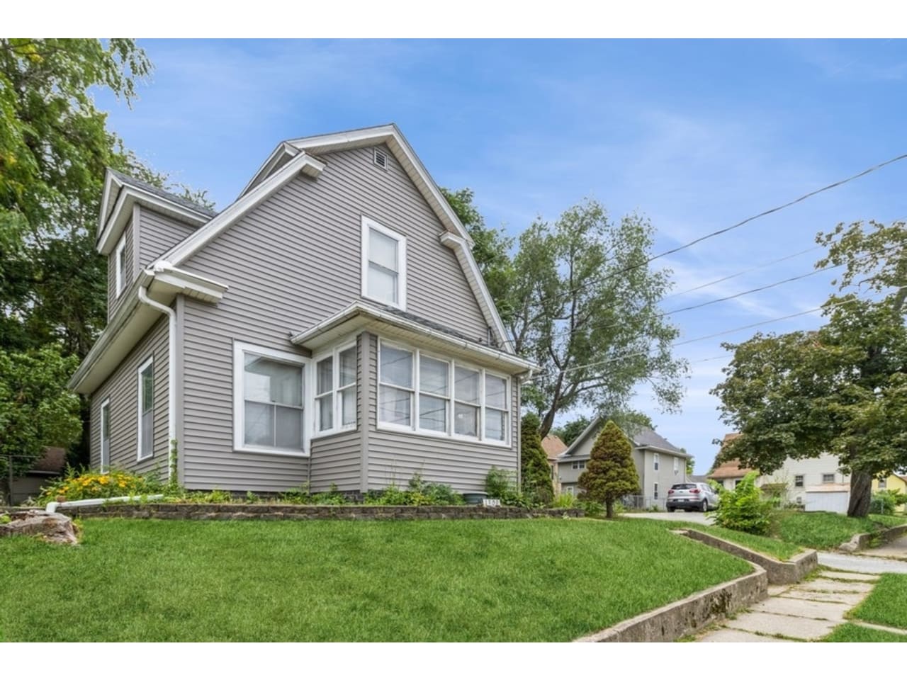 1309 Garfield Avenue