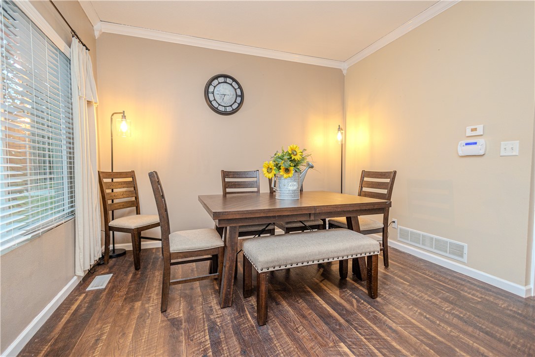 105 SE Crabapple Drive