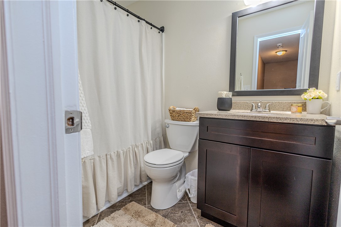 105 SE Crabapple Drive