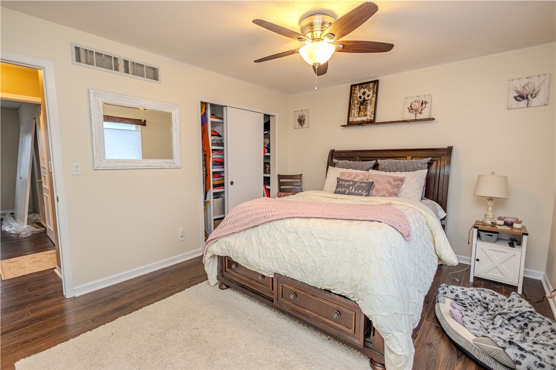 105 SE Crabapple Drive