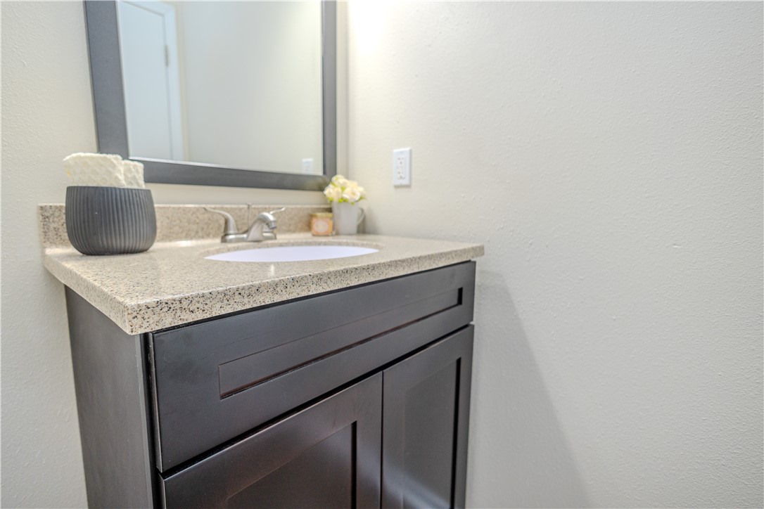 105 SE Crabapple Drive