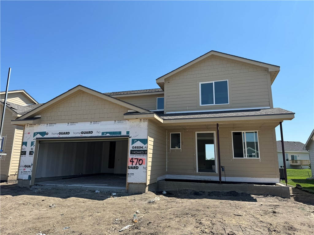 470 NW Compass Avenue