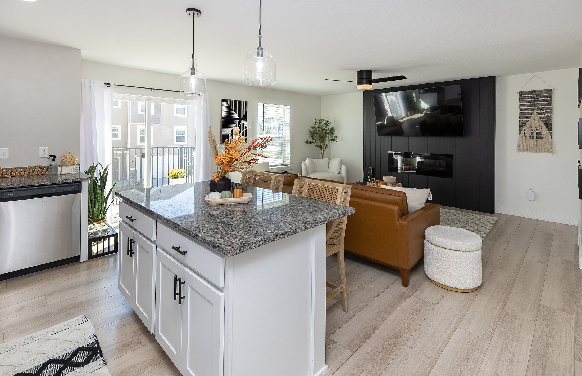 2726 NW Kate Shelley Lane