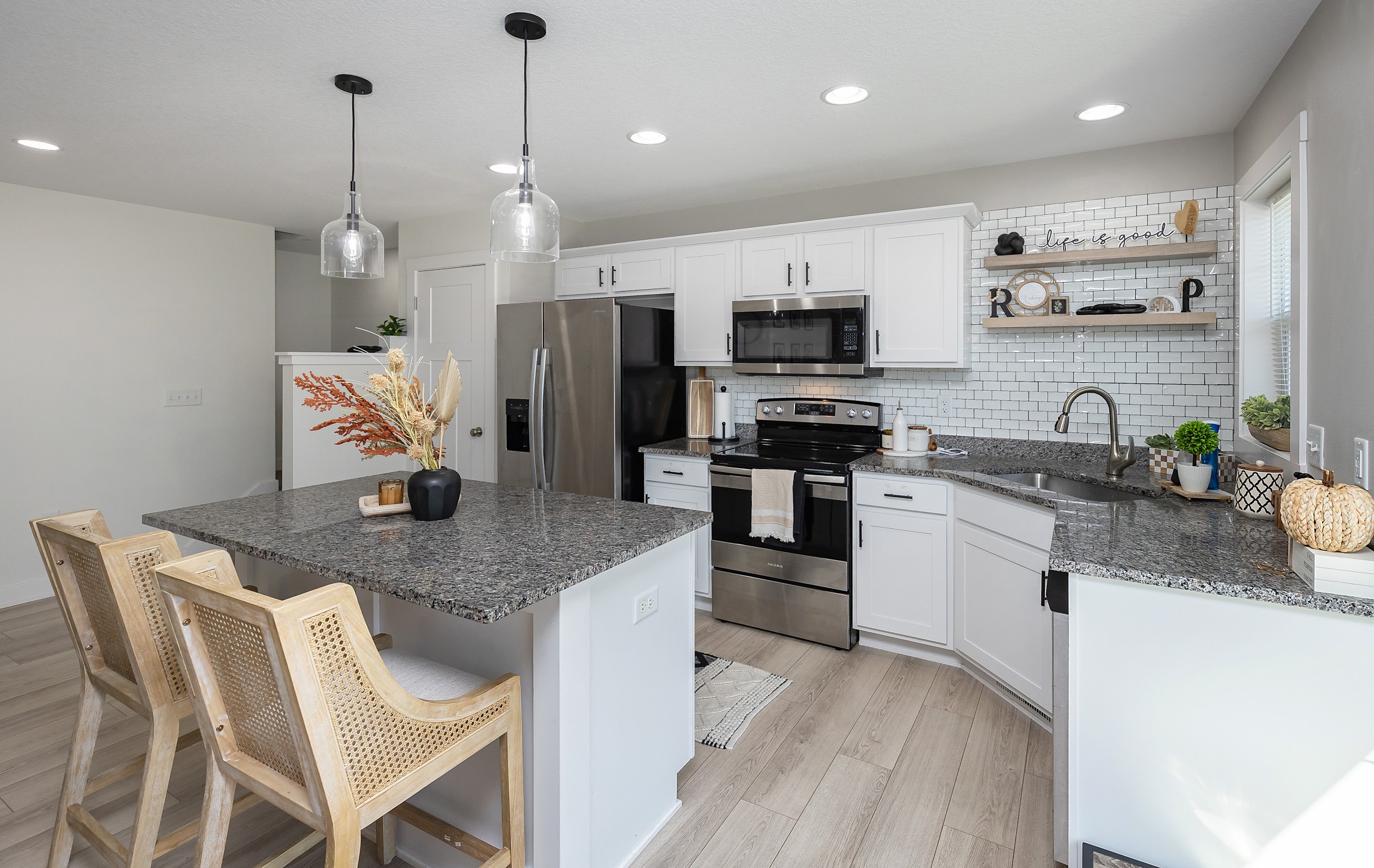 2726 NW Kate Shelley Lane