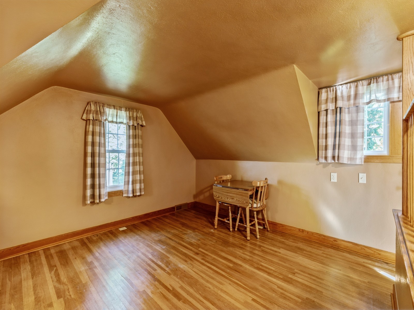 8350 E 92nd Street S