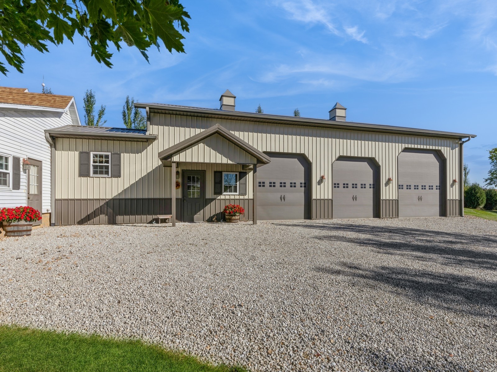 8350 E 92nd Street S