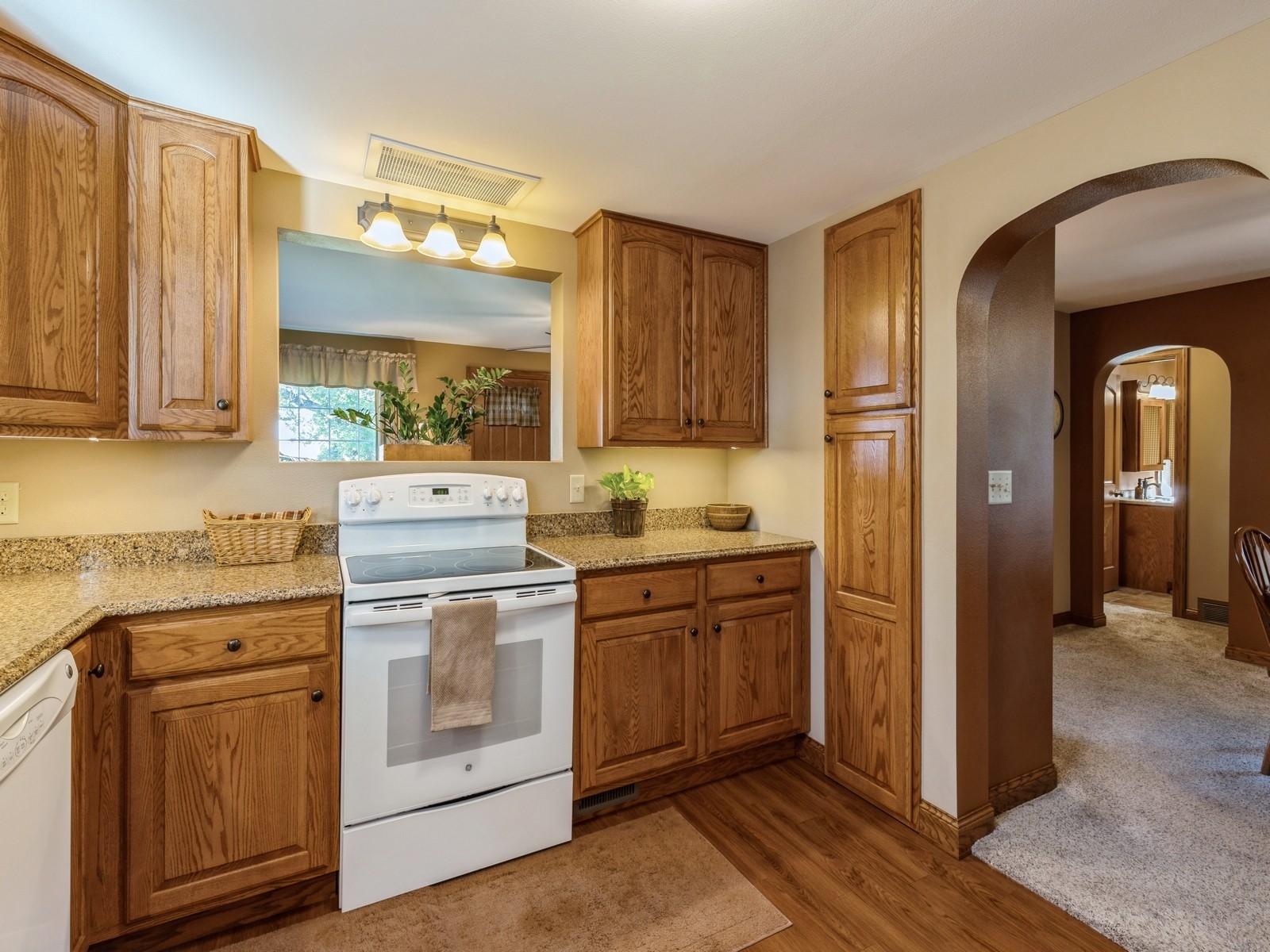 8350 E 92nd Street S