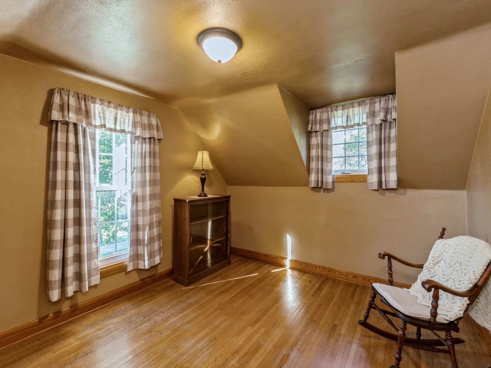 8350 E 92nd Street S