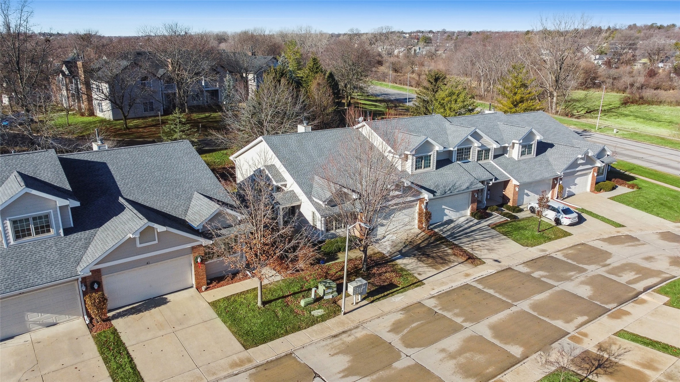 4400 Ep True Parkway 42