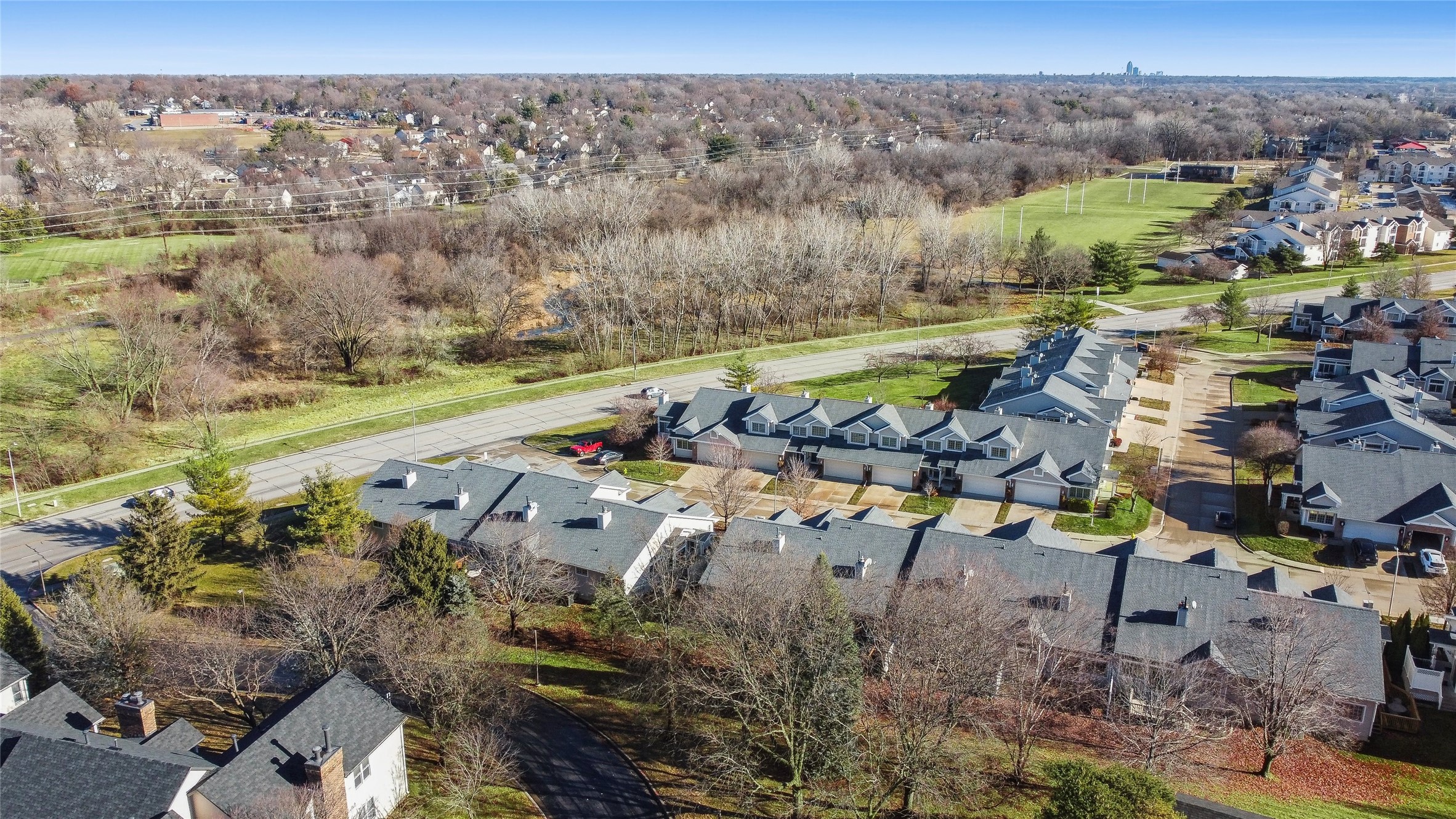 4400 Ep True Parkway 42